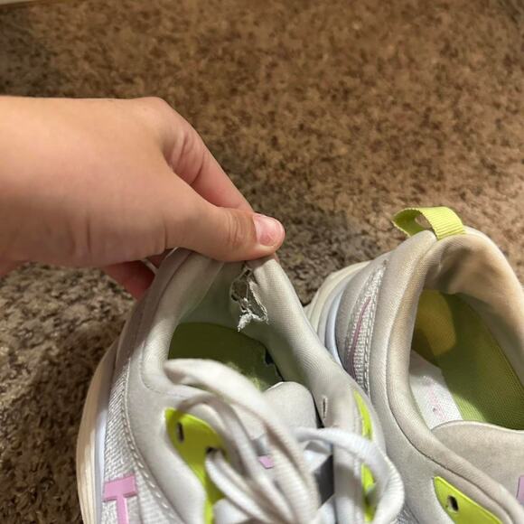 Hoka white and greenpink running - Picture 4 of 8